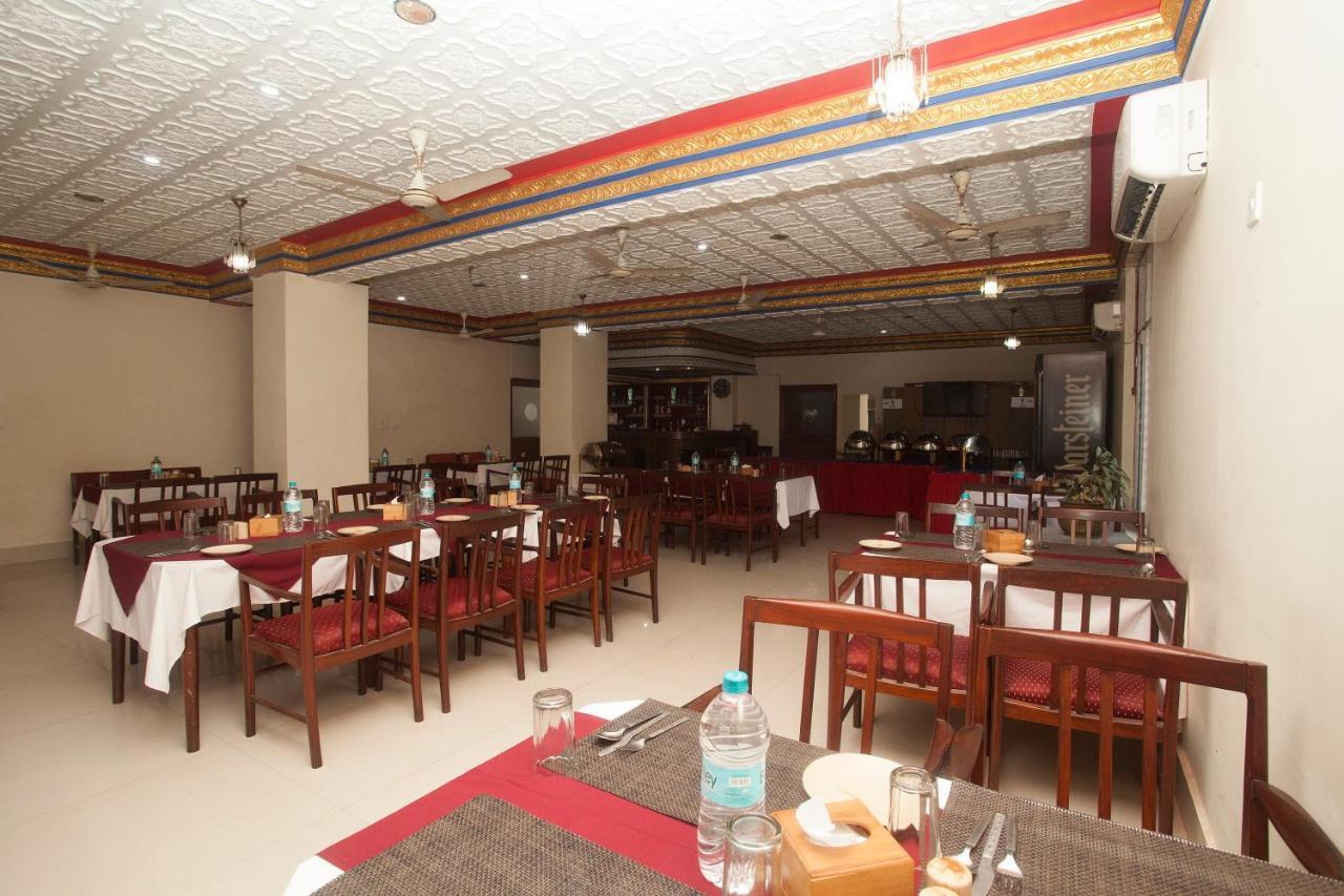Oyo 767 Hotel Eastern Star Pvt Ltd Biratnagar Extérieur photo